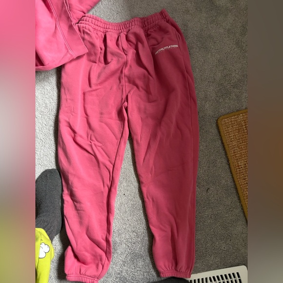BNWOT Pretty Little Thing pink tracksuit sz L - Picture 3 of 7